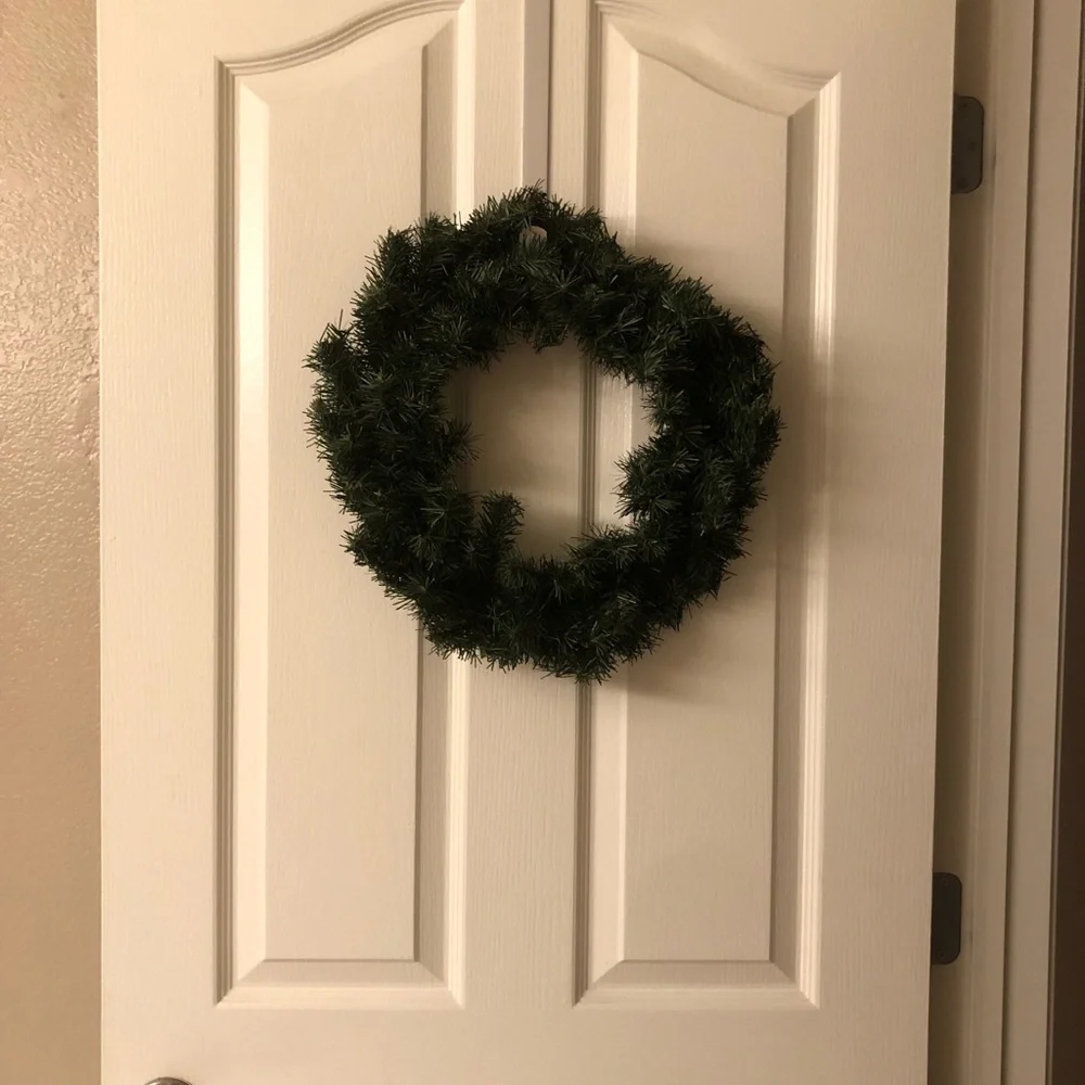 Green Holiday Wreath